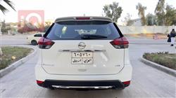 نيسان روج